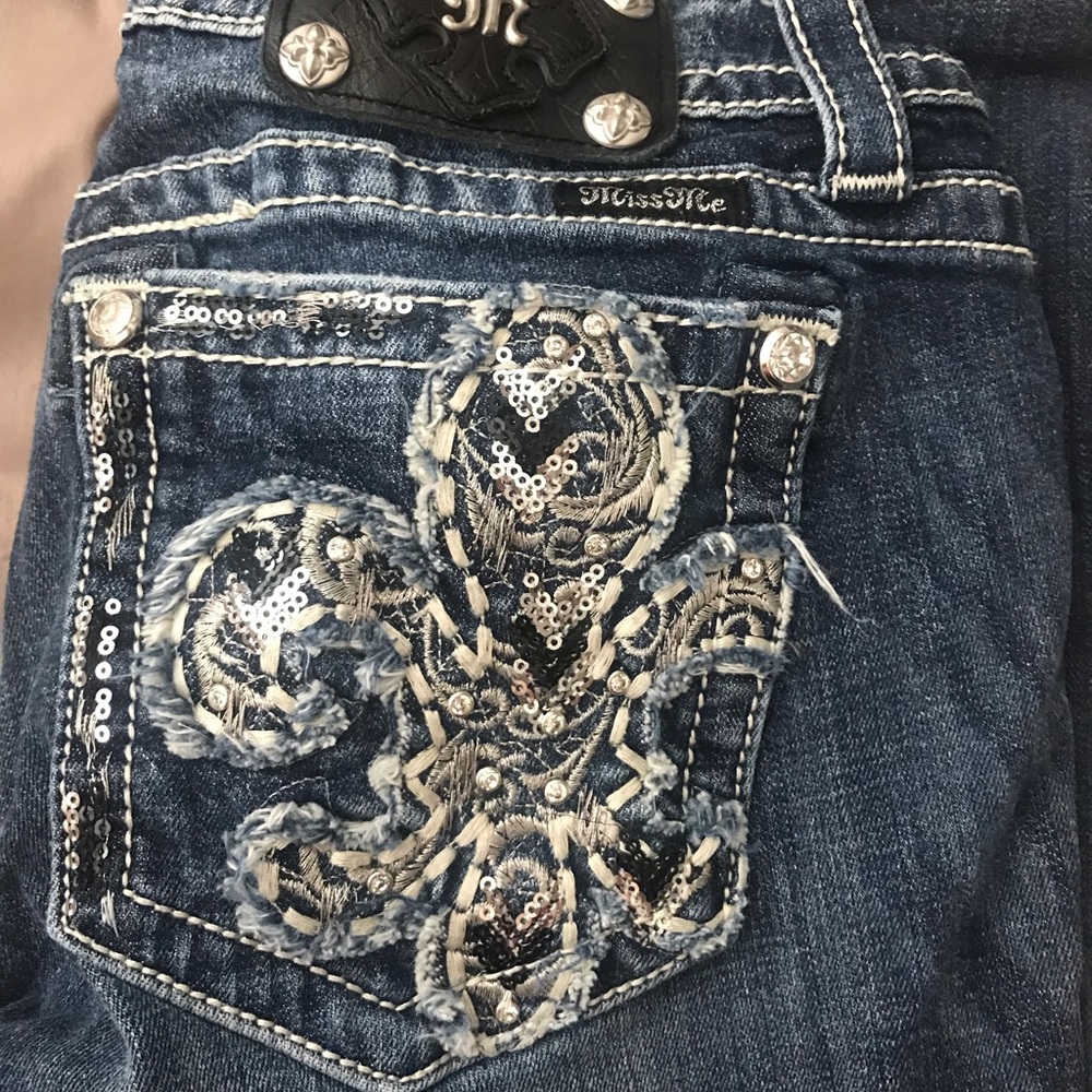 Miss me fleur de lis